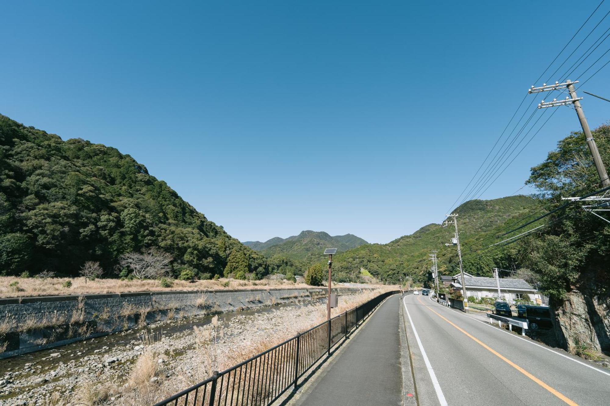 那智温泉 南の湯 - Onsen House Nachi Apartment Начикацуура Екстериор снимка